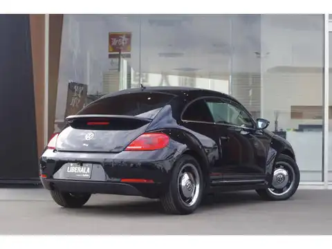 カタログ画像：ザ・ビートル （THE BEETLE） スペシャル・バグ 2014年9月 DBA-16CBZ 1200cc ディープブラックパールエフェクト 燃費17.6km / l バック