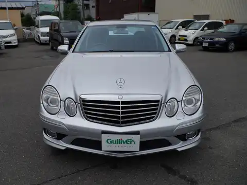 カタログ画像：Ｅクラス （E-CLASS） Ｅ３００ アバンギャルドＳ 2007年1月 DBA-211054C 3000cc キューバナイトシルバー（Ｍ）orイリジウムシルバー（Ｍ） 燃費9.1km / l フロント