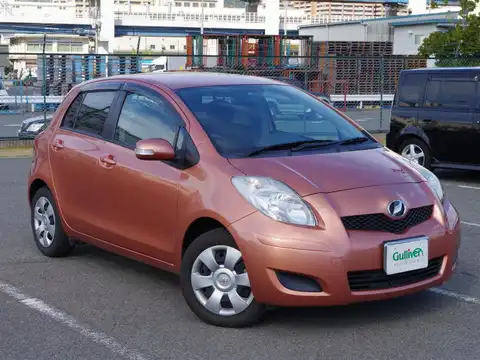 カタログ画像：ヴィッツ （VITZ） Ｕ 2007年8月 CBA-NCP95 1300cc カッパーメタリック 燃費16.0km / l メイン（その他）