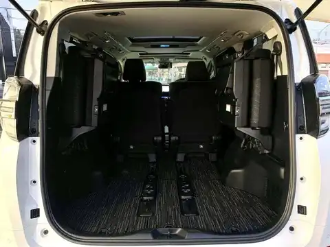 カタログ画像：ヴェルファイアハイブリッド （VELLFIRE HYBRID） ハイブリッドＺ 2018年10月 DAA-AYH30W 2500cc ホワイトパールクリスタルシャイン 燃費18.4km / l 内装