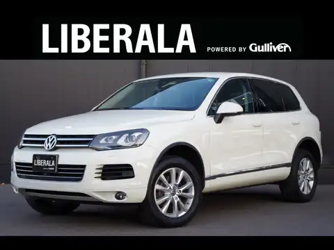 カタログ画像：トゥアレグ （TOUAREG） Ｖ６ 2011年2月 DBA-7PCGRS 3600cc カンパネーラホワイト 燃費9.5km / l 外装