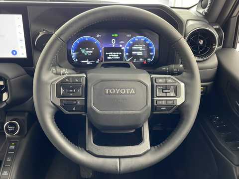 カタログ画像：ランドクルーザー２５０ （LAND CRUISER 250） ＶＸ 2024年4月 3DA-GDJ250W 2800cc ブラック 燃費11.0km / l 内装