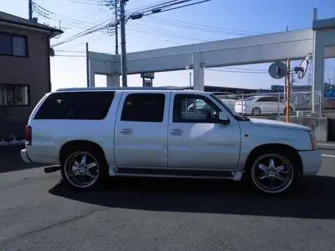 カタログ画像：キャデラックエスカレード （CADILLAC ESCALADE） ベースグレード 2004年1月 6000cc ホワイト・ダイアモンド 外装