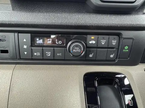 カタログ画像：Ｎ－ＢＯＸジョイ （N-BOX JOY） ベースグレード（モノトーン） 2024年9月 6BA-JF5 660cc 燃費21.3km / l 内装