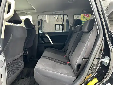カタログ画像：ランドクルーザープラド （LAND CRUISER PRADO） ＴＸ 2022年8月 3BA-TRJ150W 2700cc ブラックorアティチュードブラックマイカ 燃費8.3km / l バック