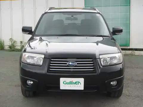 カタログ画像：フォレスター （FORESTER） ２．０ＸＳ 2005年1月 CBA-SG5 2000cc オブシディアンブラック・パール 燃費13.6km / l フロント