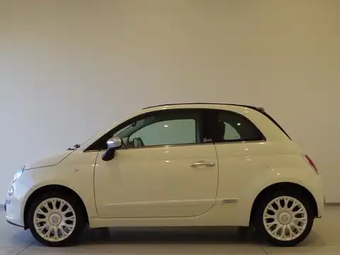 フィアット,５００Ｃ,バイ グッチ,2011年10月