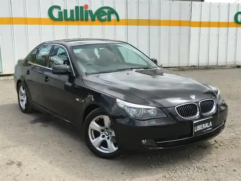 カタログ画像：５シリーズ （5 SERIES） ５２５ｉ 2007年6月 ABA-NU25 2500cc ブラックⅡ 燃費8.8km / l メイン（その他）