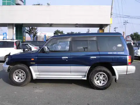 カタログ画像：パジェロ （PAJERO） ミッドルーフワイド エクシード 1997年5月 KD-V46WG 2800cc ネアーズブルー／サテライトシルバー・２トーン 外装