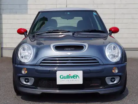 カタログ画像：ＭＩＮＩ （MINI） クーパーＳ ウィズジョンクーパーワークスＧＰキット 2006年7月 ABA-RE16GP 1600cc 燃費12.0km / l フロント