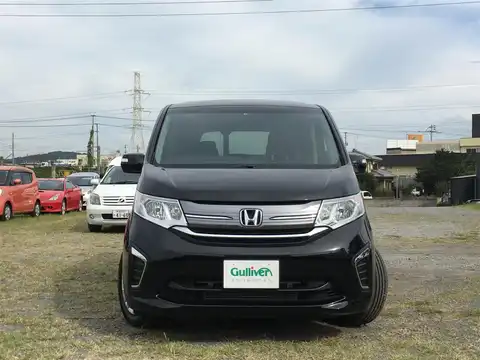 カタログ画像：ステップワゴン （STEPWAGON） Ｇ 2015年4月 DBA-RP1 1500cc クリスタルブラック・パール 燃費17.0km / l フロント