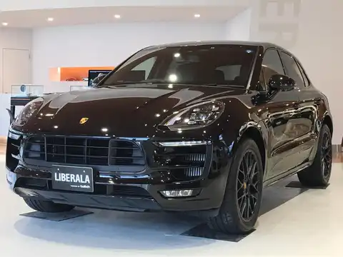 カタログ画像：マカン （MACAN） マカンＧＴＳ 2015年11月 ABA-J1H2 3000cc ブラック フロント