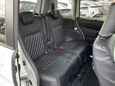 カタログ画像：デリカＤ：２ （DELICA D:2） ハイブリッドＭＺ 2023年6月 5AA-MB37S 1200cc ピュアホワイトパール 燃費19.6km / l 内装