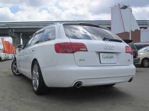 カタログ画像：Ａ６アバント （A6 AVANT） ２．８ＦＳＩクワトロ リミテッド 2008年9月 ABA-4FBDXS 2800cc アイビスホワイト 燃費9.3km / l バック