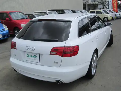 カタログ画像：Ａ６アバント （A6 AVANT） ２．８ＦＳＩクワトロ リミテッド 2008年9月 ABA-4FBDXS 2800cc アイビスホワイト 燃費9.3km / l バック