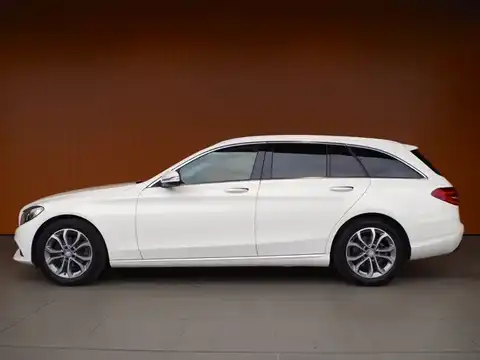 カタログ画像：Ｃクラスステーションワゴン （C-CLASS STATIONWAGON） Ｃ１８０ ステーションワゴン アバンギャルド 2017年2月 DBA-205240C 1600cc ポーラーホワイト（Ｓ） 燃費15.7km / l 外装