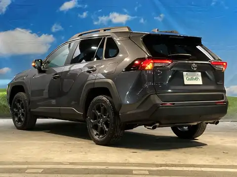 カタログ画像：ＲＡＶ４ （RAV4） アドベンチャー オフロードパッケージⅡ 2022年10月 6BA-MXAA54 2000cc グレーメタリック 燃費15.2km / l バック