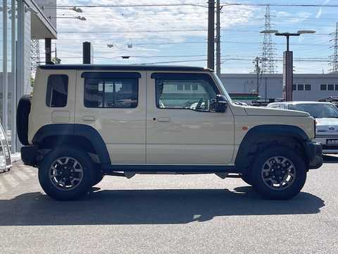 カタログ画像：ジムニー （JIMNY） ＸＧ 2025年11月 3BA-JB64W 660cc 燃費14.3km / l 外装
