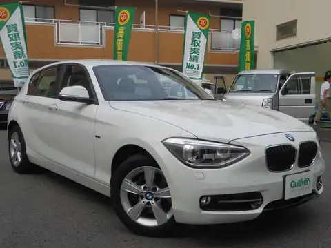 カタログ画像：１シリーズ （1 SERIES） １１６ｉ スポーツ 2014年8月 DBA-1A16 1600cc ミネラル・ホワイト（メタリック・カラー） 燃費16.6km / l メイン（その他）