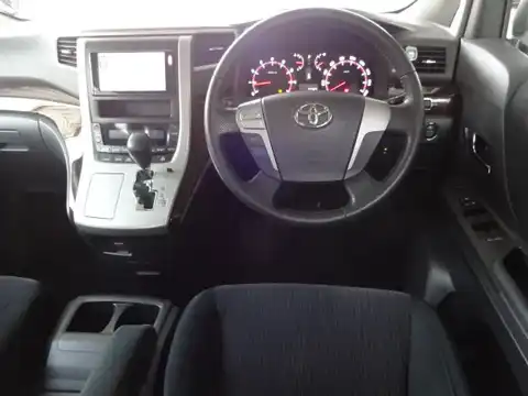 カタログ画像：アルファード （ALPHARD） ２４０Ｓ サイドリフトアップシート装着車 2011年11月 DBA-ANH25W 2400cc グレーメタリック 燃費10.2km / l 内装