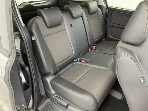 カタログ画像：フリード＋ （FREED PLUS） クロスター ブラックスタイル 2023年6月 5BA-GB5 1500cc ソニックグレー・パール 燃費17.0km / l 内装