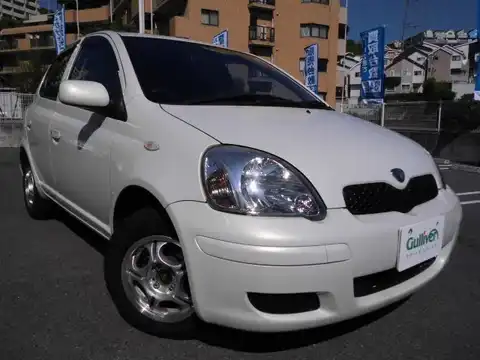 カタログ画像：ヴィッツ （VITZ） Ｕ Ｌパッケージ ナビスペシャル 2002年12月 UA-SCP13 1300cc ホワイト 燃費23.5km / l メイン（その他）