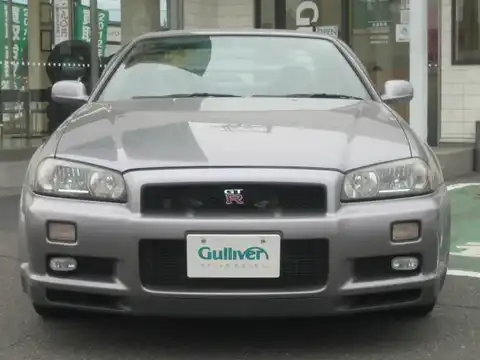 カタログ画像：スカイライン （SKYLINE） ＧＴ－Ｒ 1999年1月 GF-BNR34 2600cc ソニックシルバー（Ｍ） 燃費8.1km / l フロント