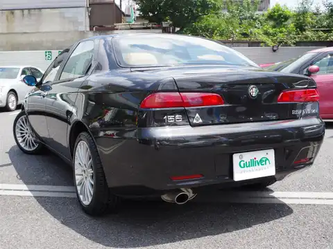 カタログ画像：アルファ１５６ （ALFA 156） ＴＩ ２．５ Ｖ６ ２４Ｖ 2004年1月 GH-932AC 2500cc キャラミブラック（ソリッドカラー） バック