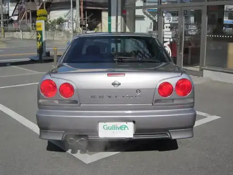 カタログ画像：スカイライン （SKYLINE） ２５ＧＴ 1998年5月 GF-ER34 2500cc アスリートシルバー（Ｍ） 燃費10.6km / l バック