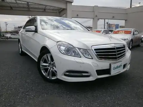 カタログ画像：Ｅクラス （E-CLASS） Ｅ３５０ アバンギャルド 2010年8月 DBA-212056C 3500cc カルサイトホワイト（Ｓ） 燃費9.5km / l メイン（その他）