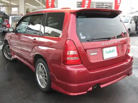 カタログ画像：フォレスター （FORESTER） クロススポーツ２．０ｉ 2003年7月 TA-SG5 2000cc コアレッド・メタリック 燃費12.2km / l バック