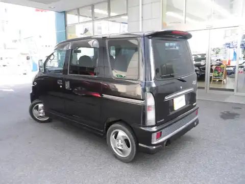 カタログ画像：アトレーワゴン （ATRAI WAGON） エアロダウンビレットターボ ロールーフ 2002年1月 TA-S220G 660cc ブラックマイカ 燃費14.8km / l バック