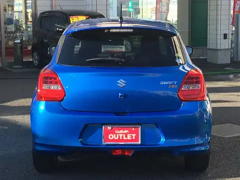 カタログ画像：スイフト （SWIFT） ＲＳ セーフティパッケージ装着車 2017年11月 DBA-ZC83S 1200cc スピーディーブルーメタリック 燃費24.0km / l バック