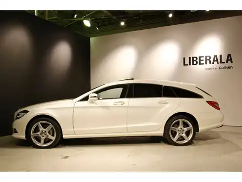 カタログ画像：ＣＬＳクラス シューティングブレーク （CLS-CLASS SHOOTING BRAKE） ＣＬＳ５５０ ４マチック シューティングブレーク 2014年4月 CBA-218991 4700cc ダイヤモンドホワイト（Ｍ） 燃費9.4km / l 外装