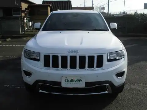 カタログ画像：ジープ・グランドチェロキー （JEEP GRAND CHEROKEE） リミテッド 2013年11月 ABA-WK36TA 3600cc ブライトホワイトクリアコート 燃費8.6km / l フロント