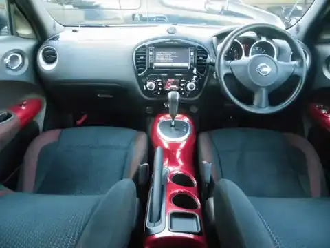 カタログ画像：ジューク （JUKE） １６ＧＴ ＦＯＵＲ 2010年11月 CBA-NF15 1600cc サファイアブラック（Ｐ） 燃費12.6km / l 内装