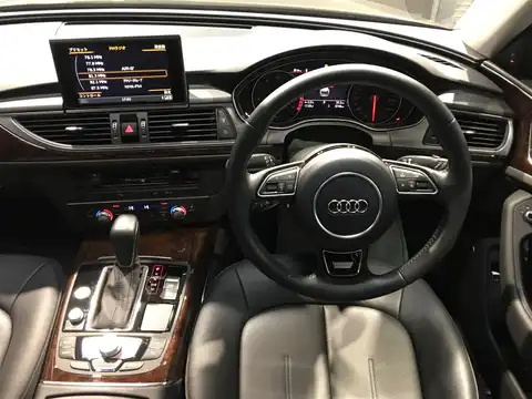 カタログ画像：Ａ６オールロードクワトロ （A6 ALLROAD QUATTRO） ベースグレード 2015年7月 ABA-4GCREB 3000cc ミトスブラックメタリック 燃費11.9km / l 内装