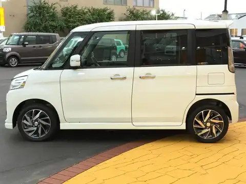 カタログ画像：スペーシアカスタム （SPACIA CUSTOM） ＸＳ 2017年5月 DAA-MK42S 660cc ピュアホワイトパール 燃費29.0km / l 外装