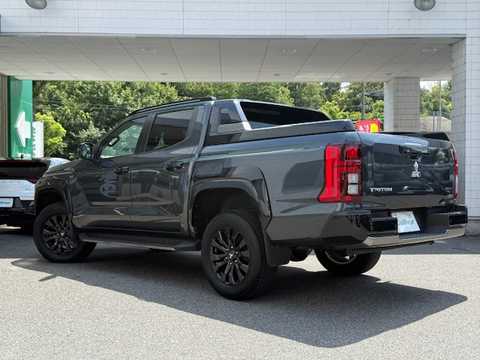 カタログ画像：トライトン （TRITON） ＧＬＳ 2024年2月 3DF-LC2T 2400cc グラファイトグレーメタリック 燃費11.3km / l バック