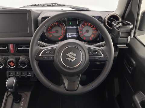 カタログ画像：ジムニー （JIMNY） ＸＧ 2025年11月 3BA-JB64W 660cc 燃費14.3km / l メイン