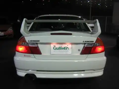 カタログ画像：ランサー （LANCER） ＲＳエボリューションⅤ 1998年1月 GF-CP9A 2000cc スコーティアホワイト（ソリッド） バック