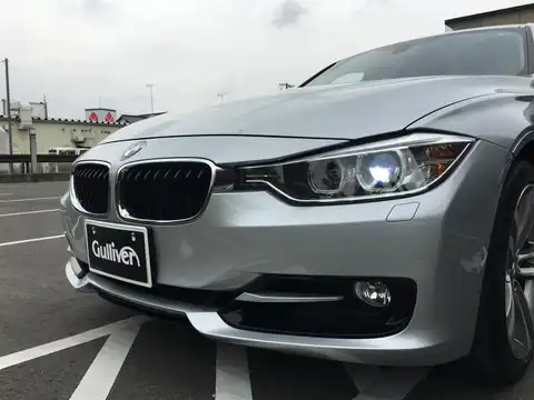 カタログ画像：３シリーズ （3 SERIES） ３２８ｉスポーツ 2012年1月 DBA-3A20 2000cc 燃費15.2km / l 外装