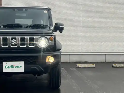 カタログ画像：ジムニー （JIMNY） ＸＧ 2025年11月 3BA-JB64W 660cc 燃費14.3km / l メイン
