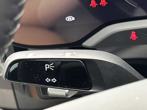 カタログ画像：タイカン （TAYCAN） タイカン ４Ｓ 2021年6月 ZAA-J1MB ホワイト 内装