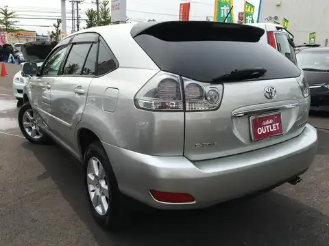 カタログ画像：ハリアーハイブリッド （HARRIER HYBRID） ベースグレード 2006年7月 DAA-MHU38W 3300cc シルバーメタリック 燃費17.8km / l バック