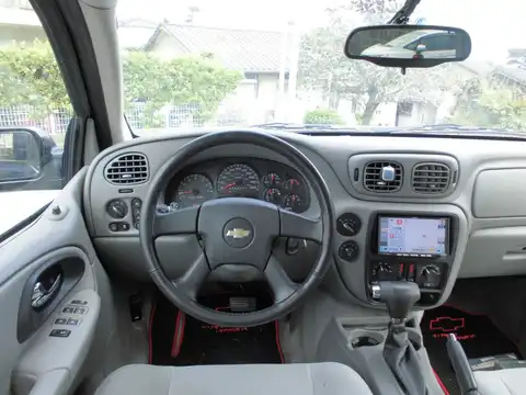 カタログ画像：シボレートレイルブレイザー （CHEVROLET TRAILBLAZER） ＬＴ 2007年5月 GH-T360G 4200cc インベリアルブルー 燃費6.3km / l 内装