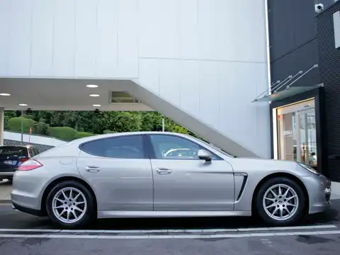 カタログ画像：パナメーラ （PANAMERA） パナメーラ ４ 2015年7月 ABA-970CWA 3600cc ロジウムシルバーメタリック 外装