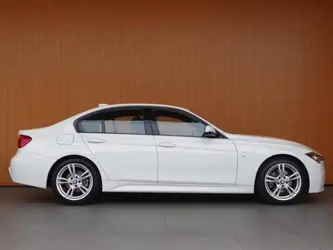 カタログ画像：３シリーズ （3 SERIES） ３２０ｄ Ｍスポーツ 2018年1月 LDA-8C20 2000cc アルピン・ホワイトⅢ 燃費21.4km / l 外装