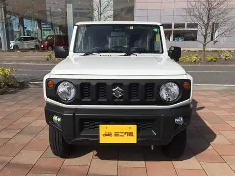 カタログ画像：ジムニー （JIMNY） ＸＧ 2018年7月 3BA-JB64W 660cc スペリアホワイト 燃費13.2km / l フロント