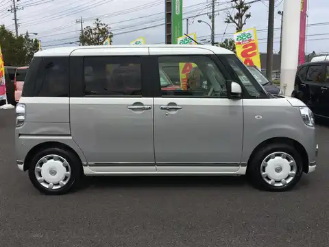 カタログ画像：ムーヴキャンバス （MOVE CANBUS） Ｘリミテッドメイクアップ ＳＡⅢ 2017年9月 DBA-LA810S 660cc パールホワイトIII×スムースグレーマイカメタリック 燃費27.4km / l 外装